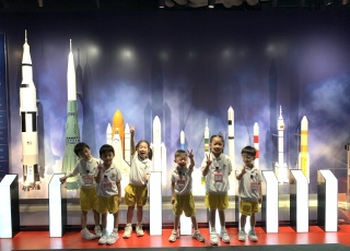 參觀香港太空館 Visit to the Hong Kong Space Museum