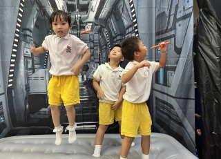 小小太空人-Little-Astronauts-8
